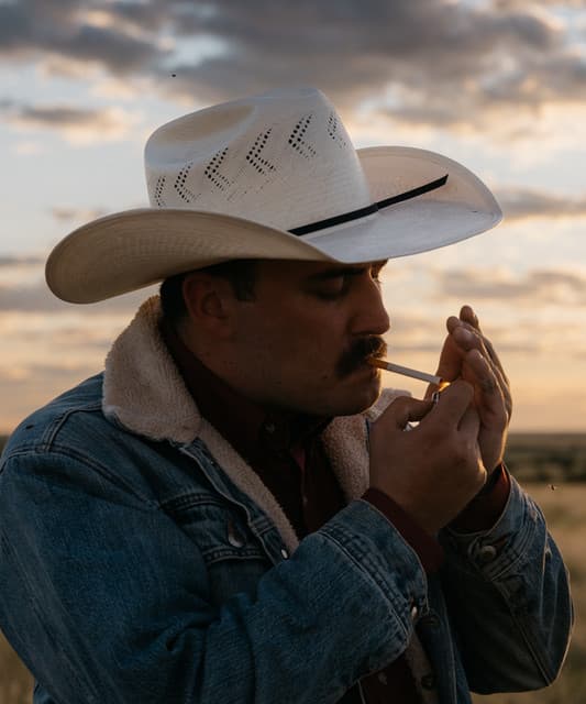 Wade Forster's artist profile image