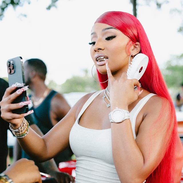 Rubi Rose artist profile image