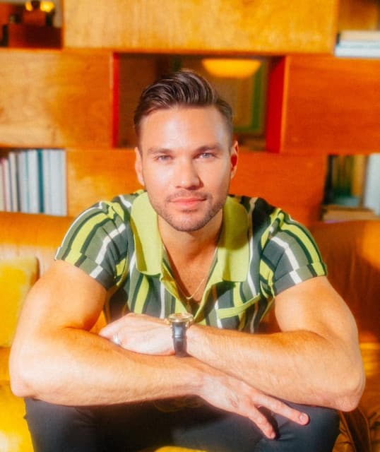 Tilian artist profile image