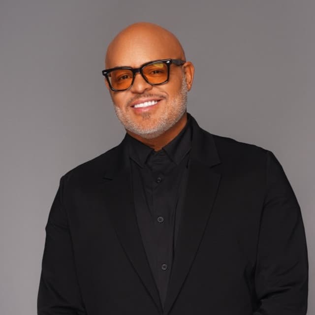 Israel Houghton's artist profile image