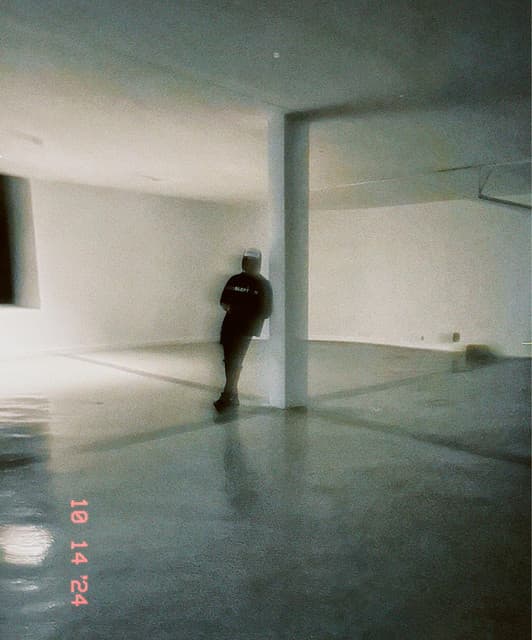 Yalee artist profile image