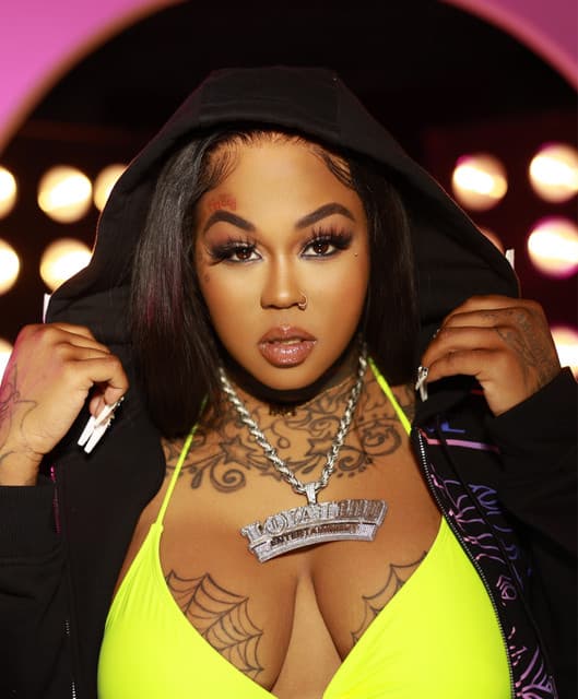 Jucee Froot artist profile image