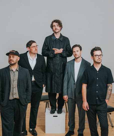 Kids In Glass Houses's artist profile image