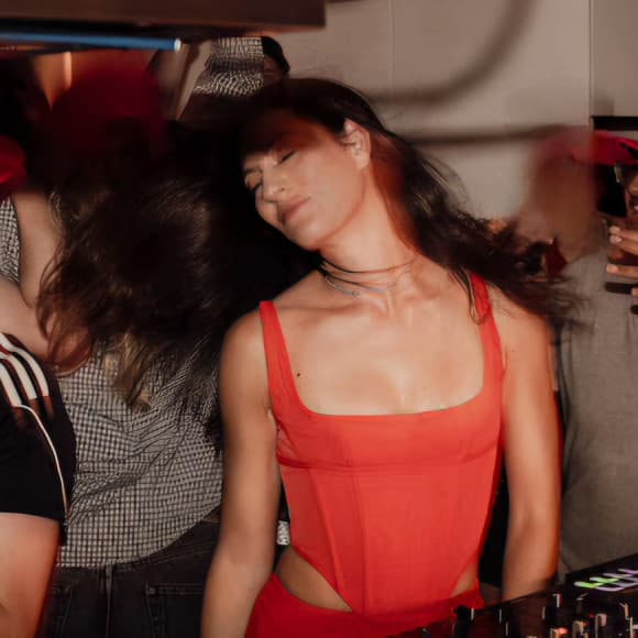 Hannah Boleyn artist profile image