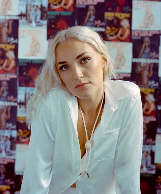 Shelby Darrall artist profile image