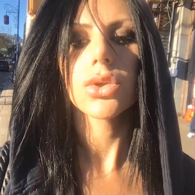 Taraneh's artist profile image