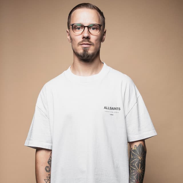 Dennis Beutler artist profile image