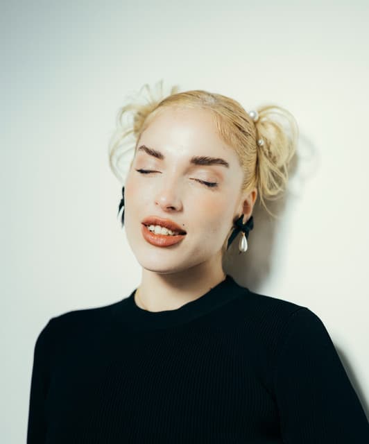 ELENA ROSE's artist profile image