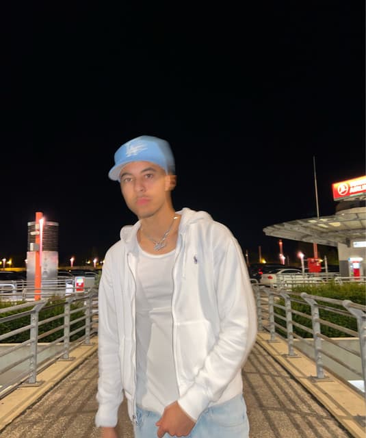 LUIS artist profile image