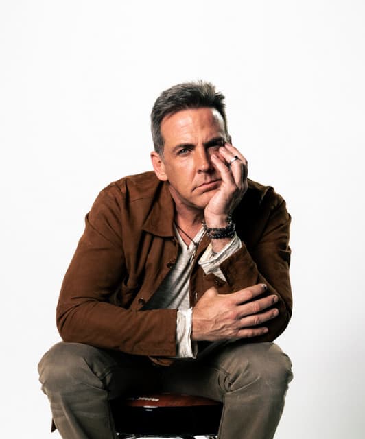 Carlos Ponce artist profile image