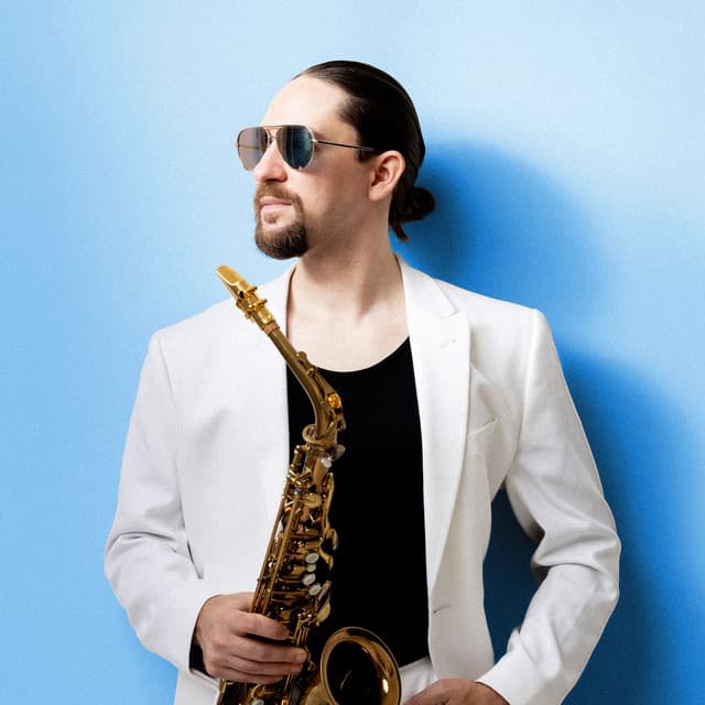 Max Cruise artist profile image
