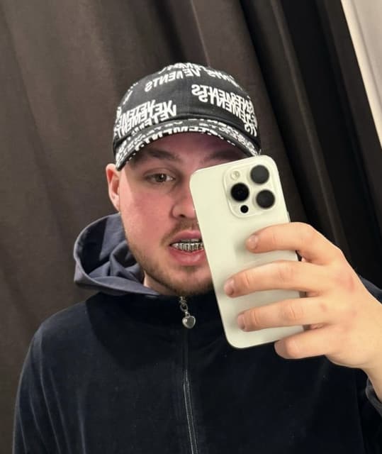 Abel de Jong artist profile image