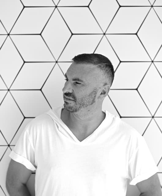 Dean Mickoski artist profile image