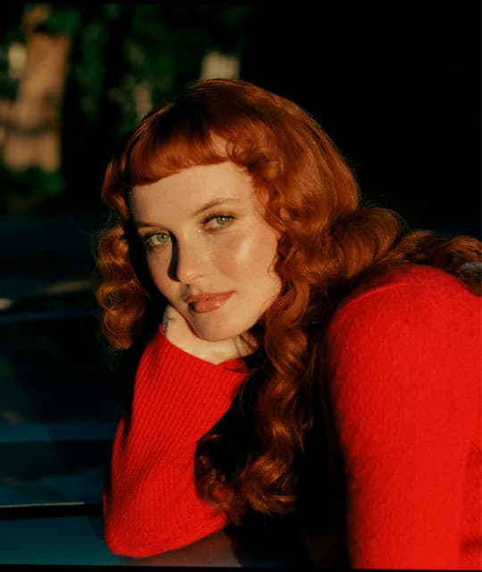 Kacy Hill artist profile image