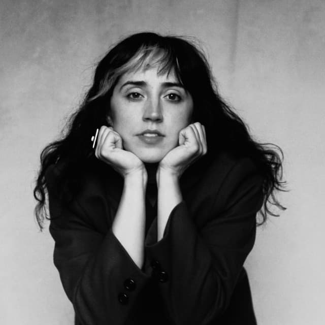 Tess Henley artist profile image