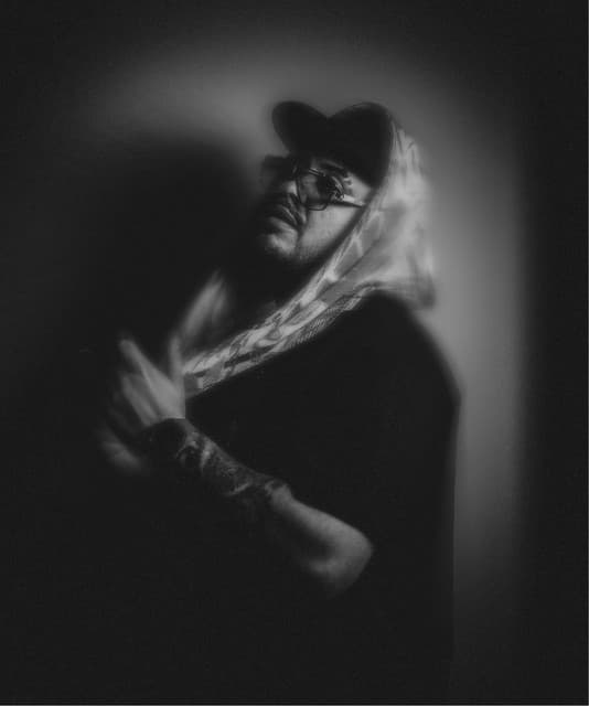 Alex Coppel artist profile image