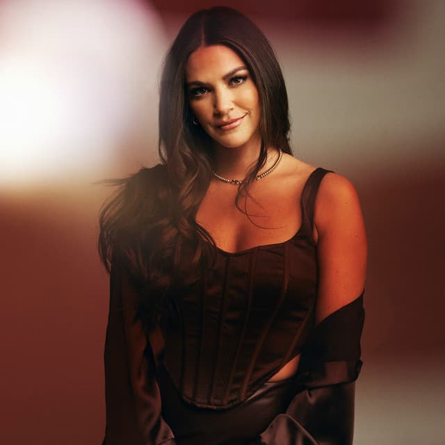 Hannah Ellis's artist profile image