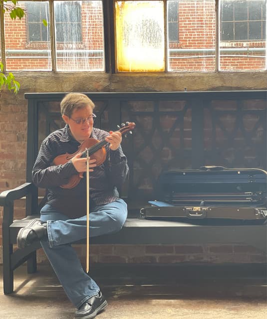 Michael Cleveland artist profile image