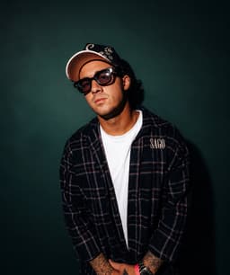 4B's artist profile image
