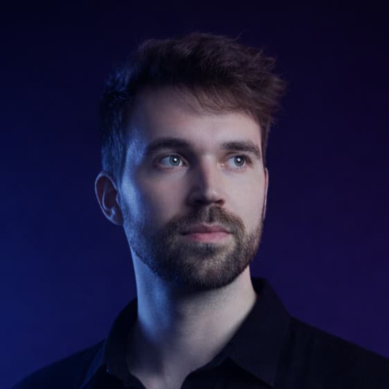blou. artist profile image
