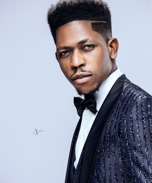 Moses Bliss artist profile image
