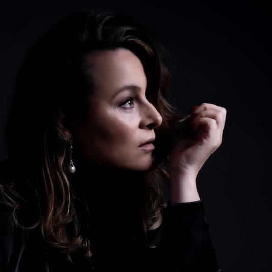 Trijntje Oosterhuis artist profile image