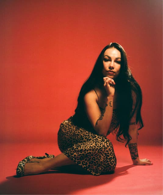 Melina Malone artist profile image