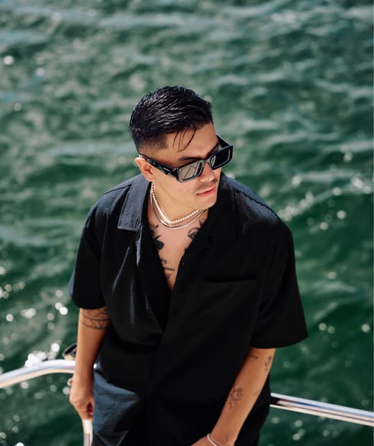 is this Cam? artist profile image