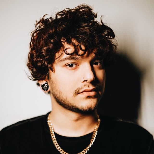Dr. Ozi artist profile image