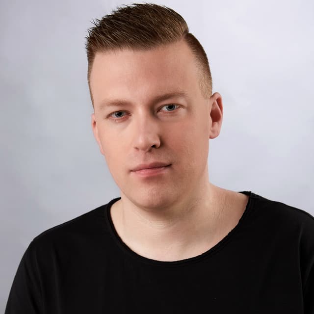 Nik Stone artist profile image