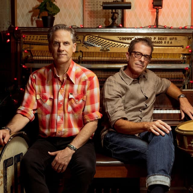 Calexico artist profile image