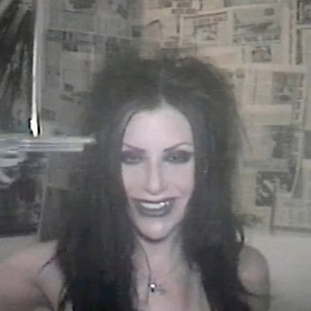 Taraneh artist profile