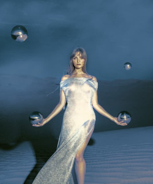 VELVETTICA artist profile image