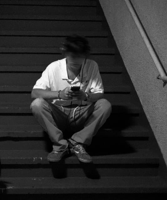 LAIVY artist profile image