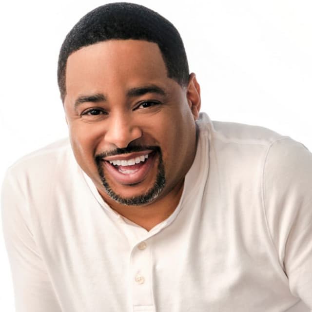 Smokie Norful artist profile image