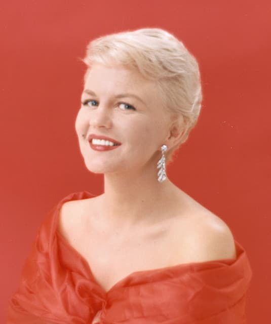 Peggy Lee artist profile image