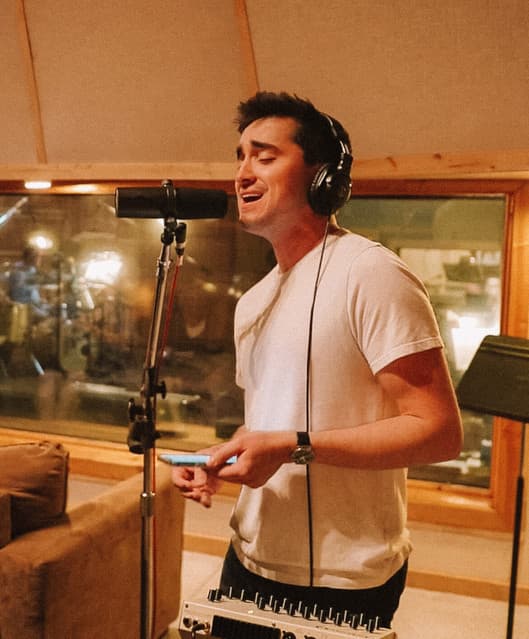 Ben Lucas artist profile image