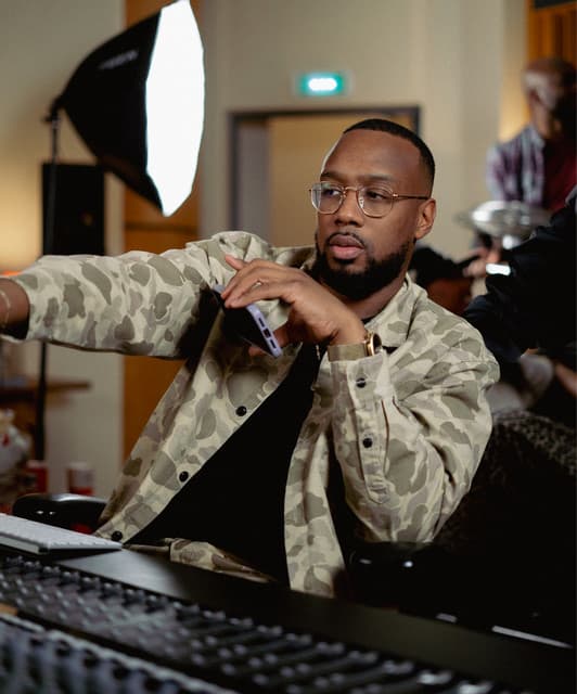 John Scorp artist profile image