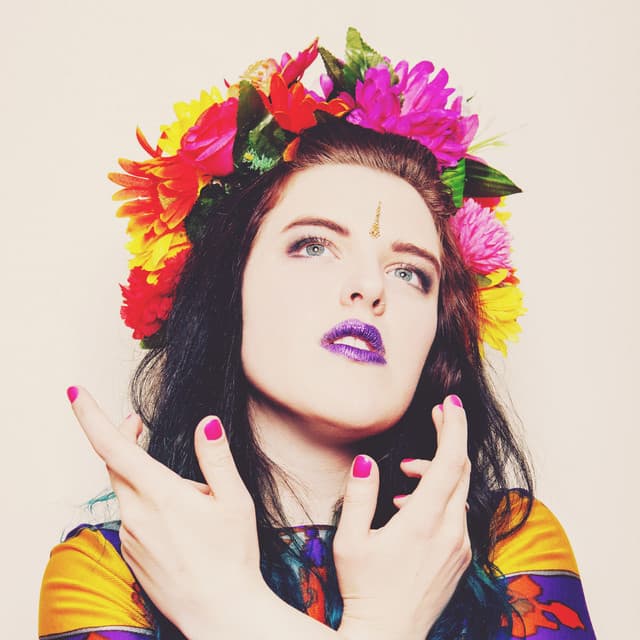 Lucy Ward artist profile image