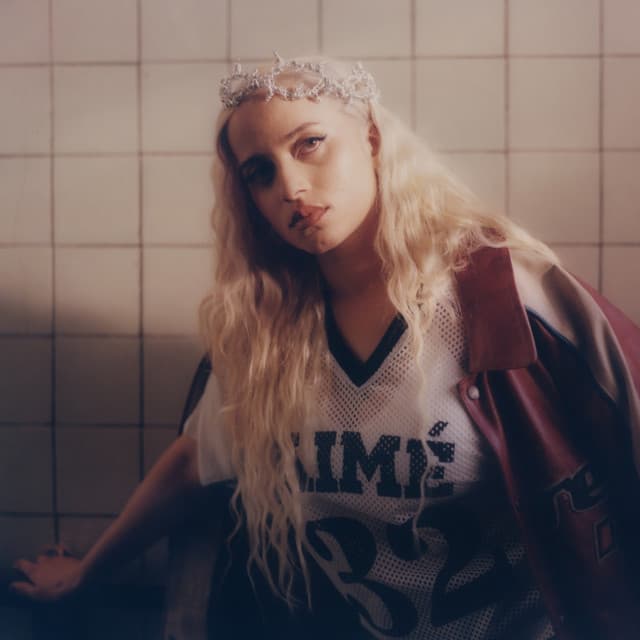 Léa Sen artist profile image