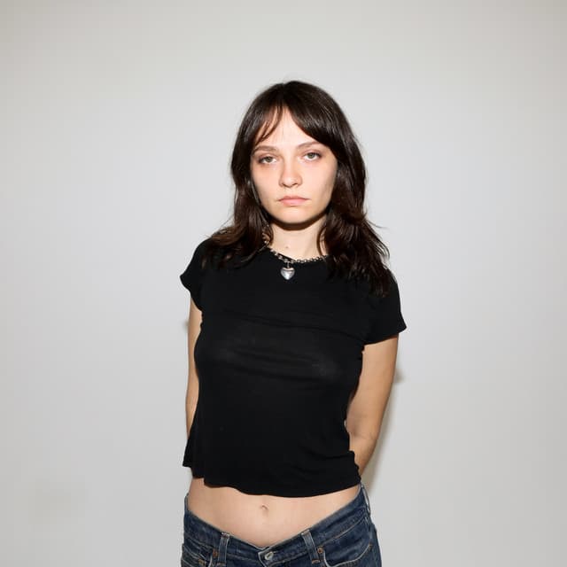 Cherry Glazerr artist profile image