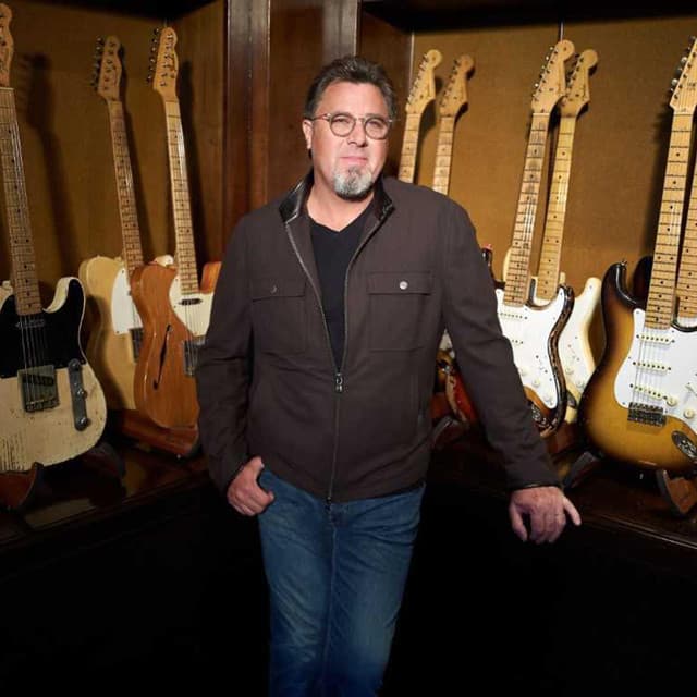 Vince Gill's artist profile image