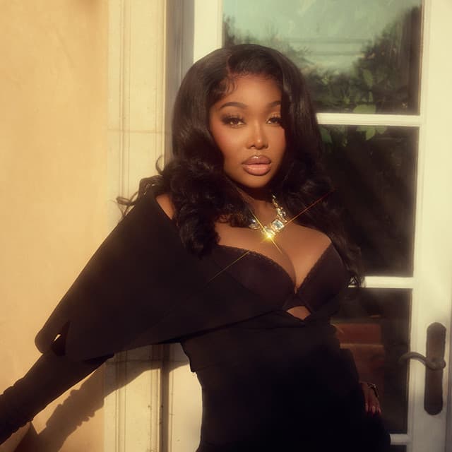 Summer Walker artist profile image