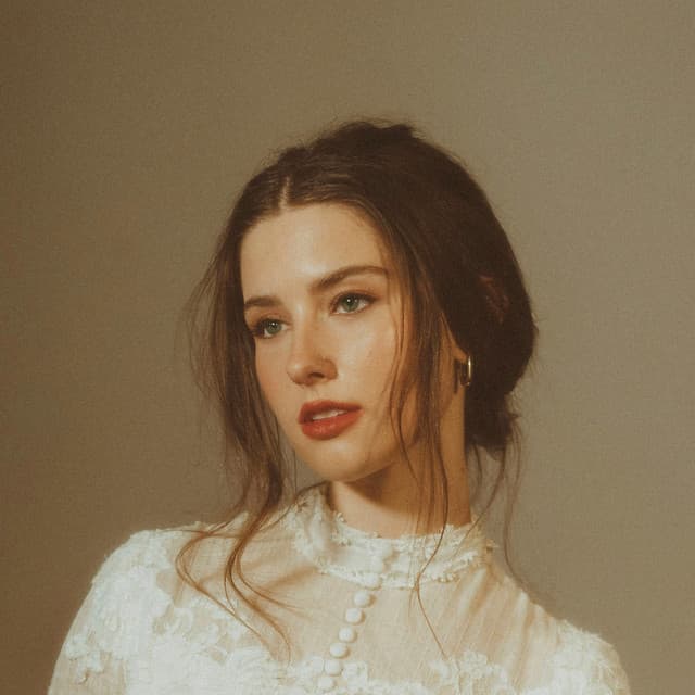 Isabel Dumaa artist profile image