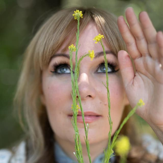 Isobel Campbell's artist profile image