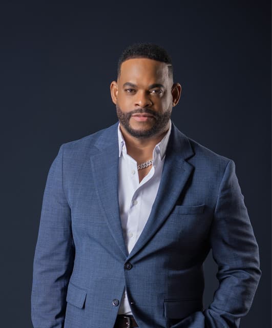 Yiyo Sarante artist profile image