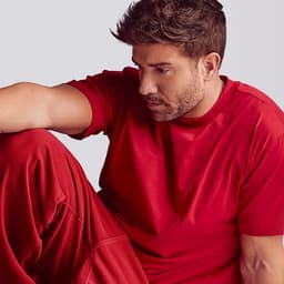 Pablo Alborán's artist profile image
