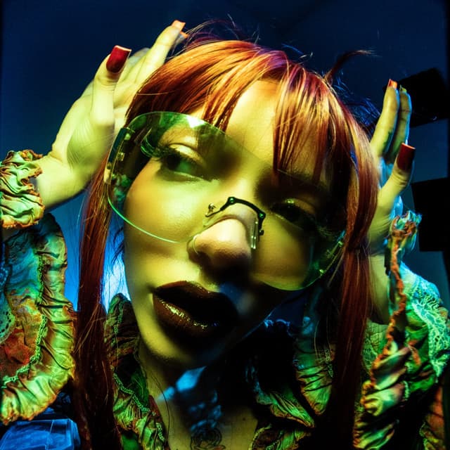 Maxine Ashley artist profile
