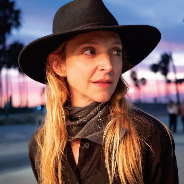 Eilen Jewell artist profile image