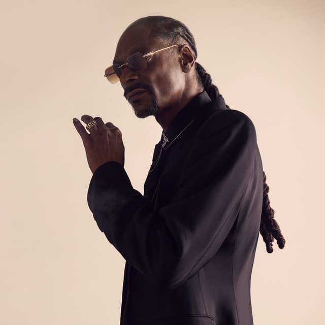 Snoop Dogg's artist profile image